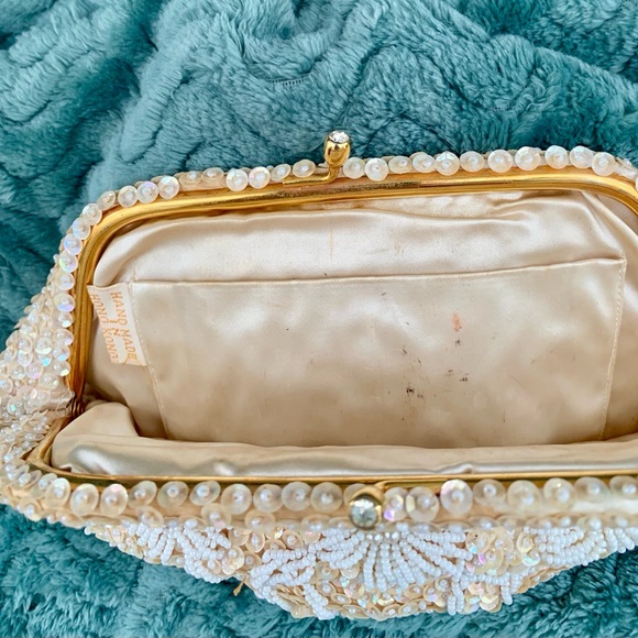 Vintage Beaded Clutch from the 50’s - Picture 2 of 2
